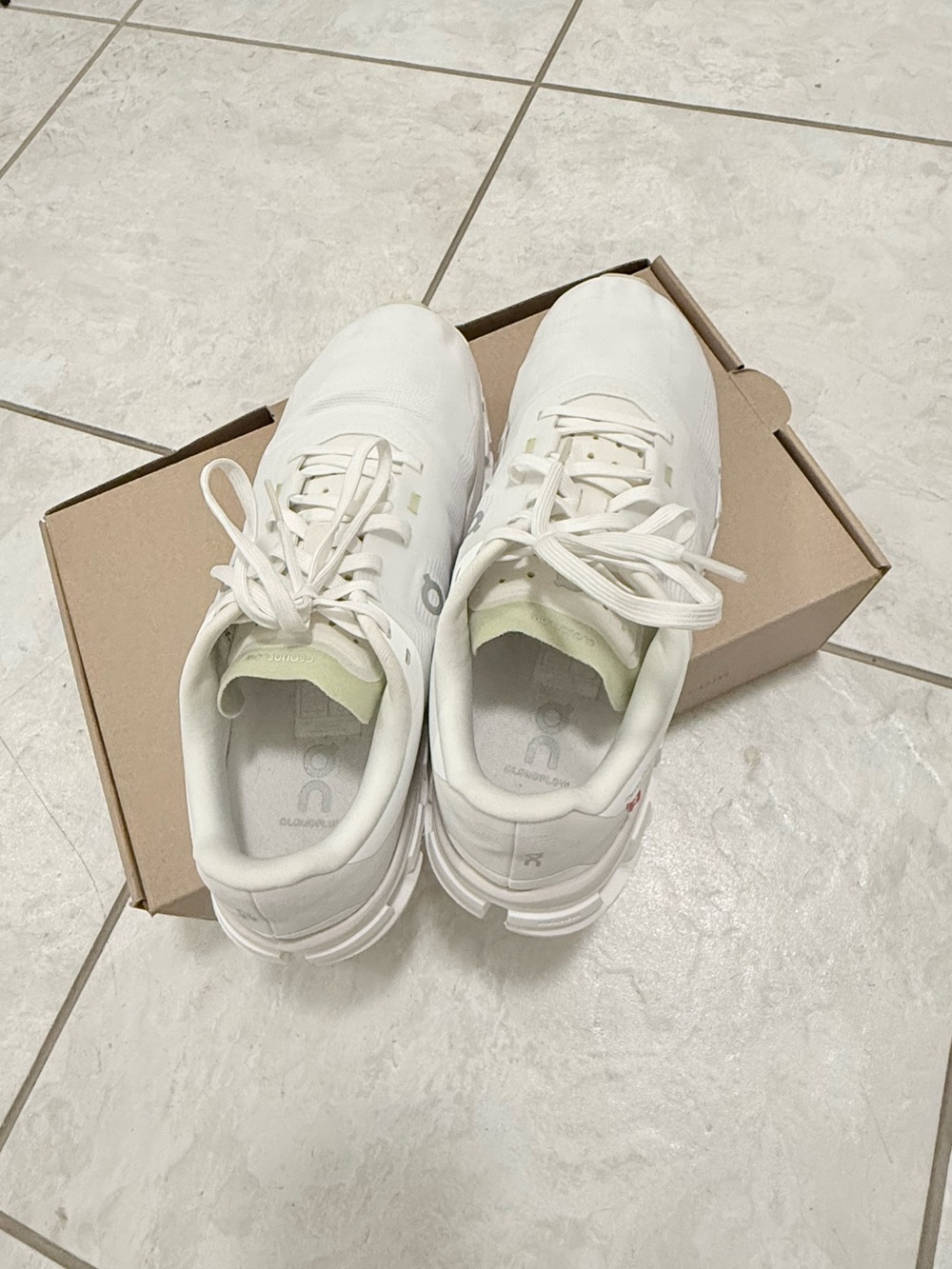 On Cloudflow 4 Women’s Running Shoes